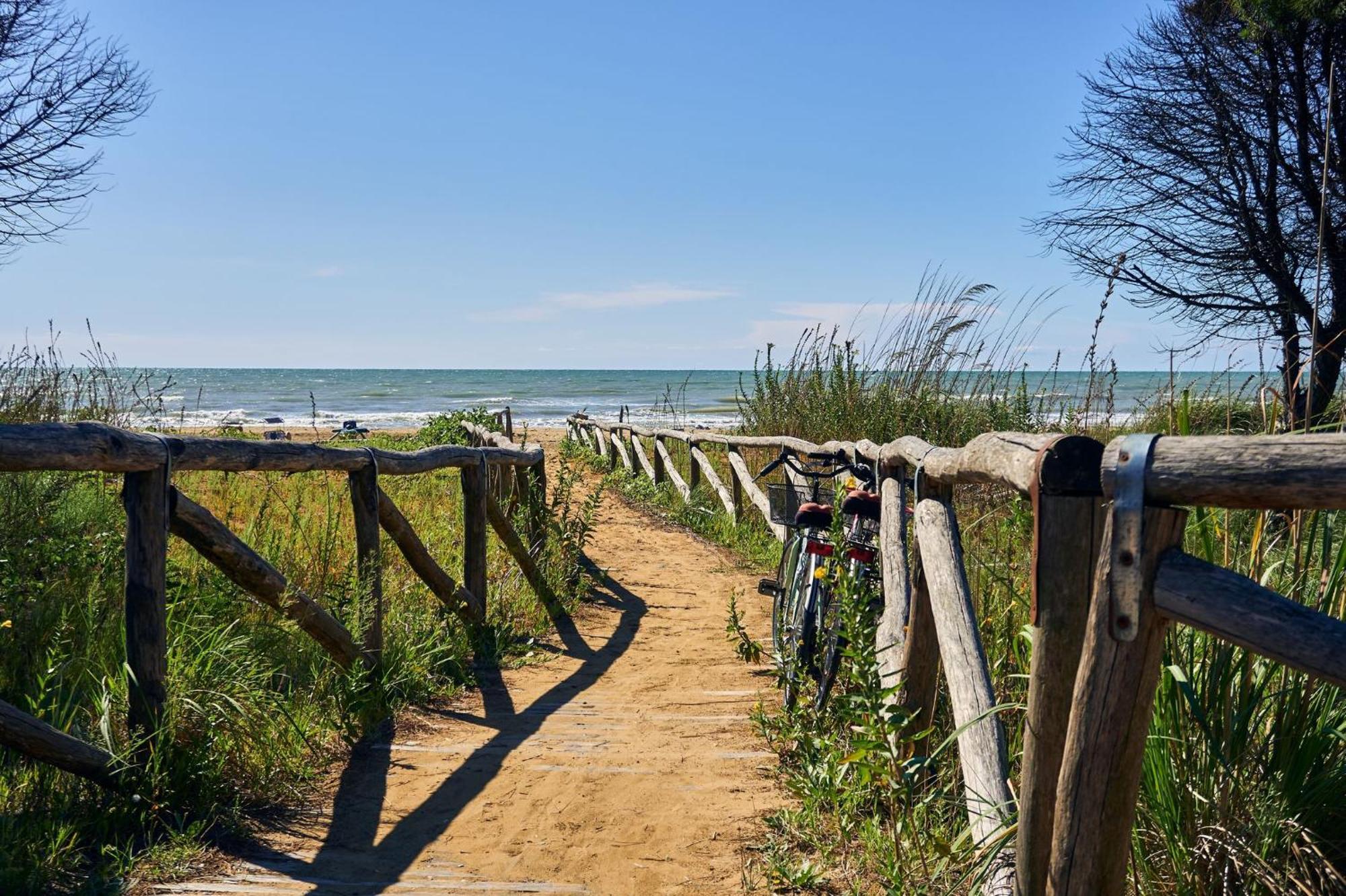 Bright Escape 250M From The Sea Apartment Bibione Exterior photo